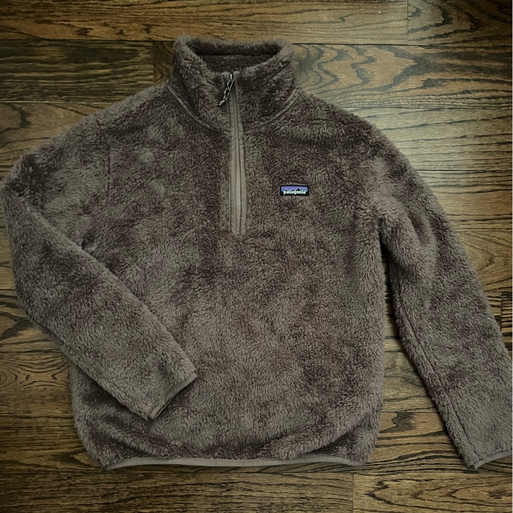 Patagonia Quarter Zip Pullover. Size medium.